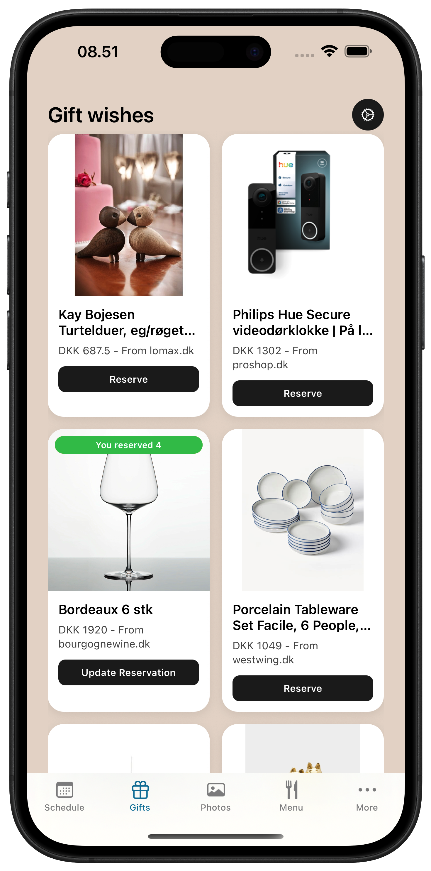 Gift registry with product cards